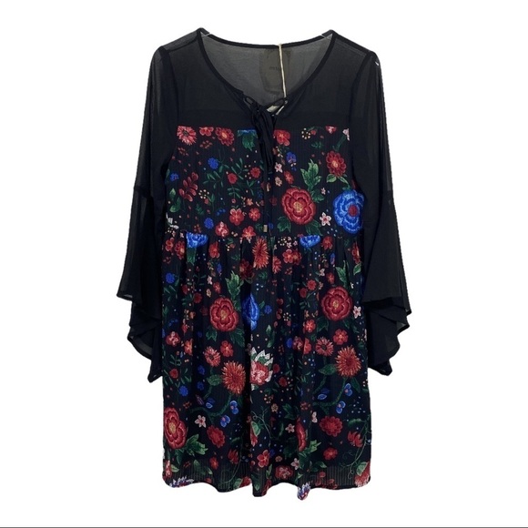ENTRO - FLORAL BELL SLEEVE MINIDRESS - NWT - SIZE SMALL - STYLE D8756 - B12 - Picture 2 of 12